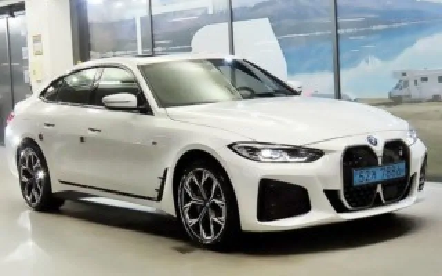 인천신용불량자자동차할부 i4 eDrive 40 매물 사진 10 - 2022/07 34,239km