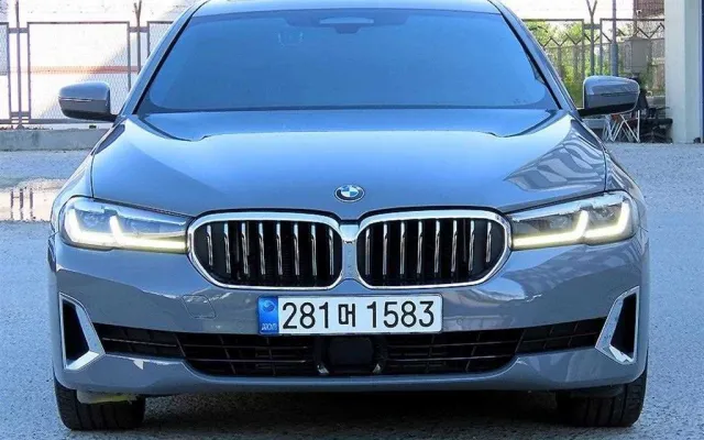 인천신용불량자자동차할부 5시리즈 (G30) 523d xDrive M 스포츠 매물 사진 8 - 2022/04 61,987km